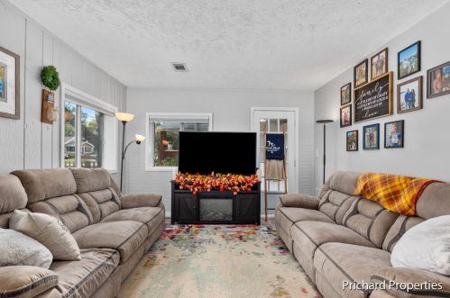 2405 Woodward Ave, Wyoming MI  49509-2077 exterior