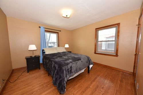 3386 Chase Ave, Milwaukee WI 53207-2639 exterior