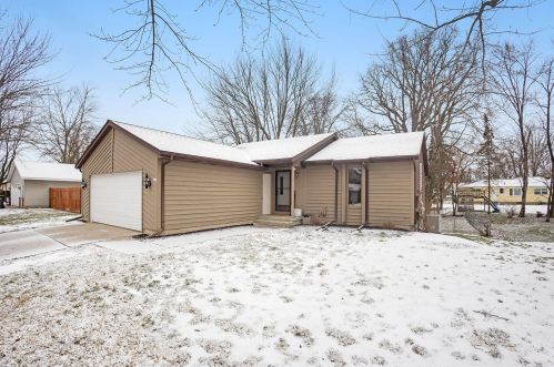 4583 Sutton Pl, Wyoming, MI