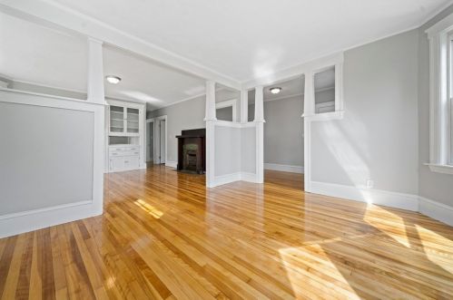 31 Hitchcock Rd, Worcester MA 01603-2622 exterior