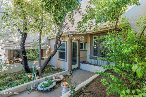 5800 Edwin Rd, Tucson AZ 85739-1926 exterior