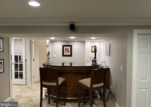 2269 Pne Rd, Huntingdon Valley PA 19006-4028 exterior