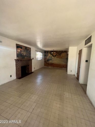 2901 21st Ave, Phoenix AZ 85027-3422 exterior