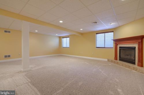 107 Kilgannon Ln, Lancaster PA 17603-9050 exterior