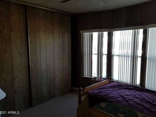 1705 Charleston Ave, Phoenix AZ 85023-1218 exterior