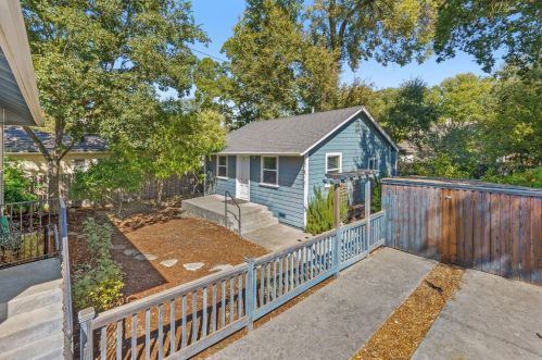 516 D St, Davis CA 95616-3815 exterior