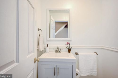 808 29 St, Philadelphia PA 19132-3001 exterior