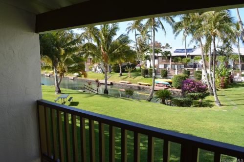 6215 Keokea Pl, Honolulu, HI 96825-1263