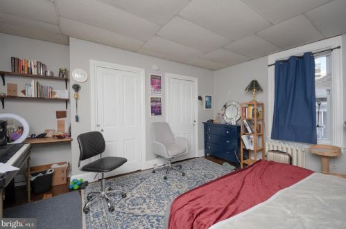 113 Walnut St, Lancaster PA 17602-2451 exterior