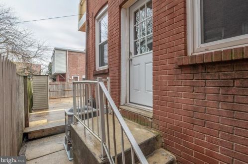 355 Ross St, Lancaster PA 17602-1941 exterior