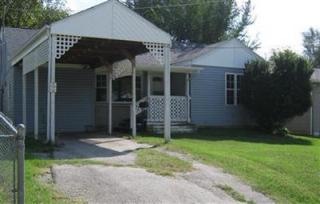 1068 Thelma Ave, Springfield MO  65807-1352 exterior