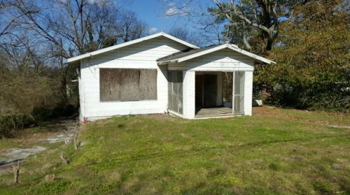 2063 Morehouse Dr, Atlanta, GA 30314-1332