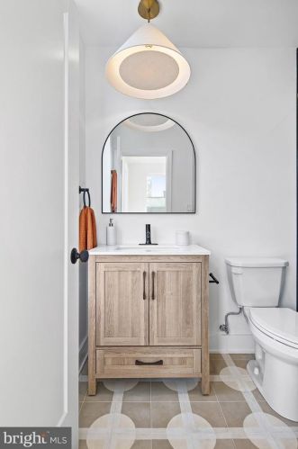 1609 2nd St, Philadelphia PA 19133 exterior