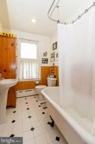 110 9 Ave, Haddon Heights NJ 08035-1833 exterior