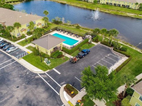 9084 Gervais Cir, Naples FL 34120-4787 exterior