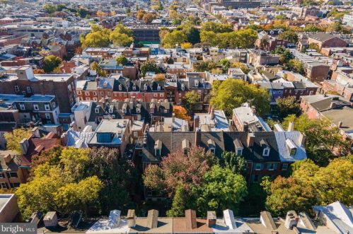 1016 Clinton St, Philadelphia PA 19107-6017 exterior