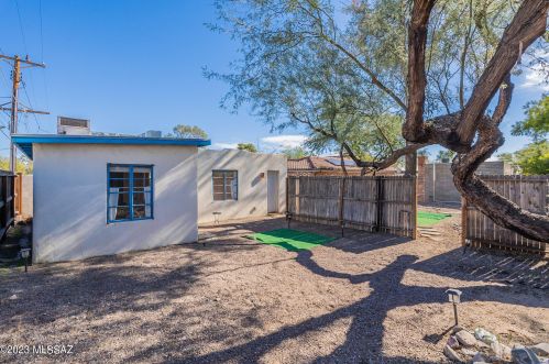 2221 2 St, Tucson AZ 85711-1058 exterior