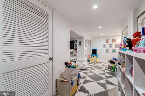 4636 Verplanck Pl, Washington DC 20016-2431 exterior