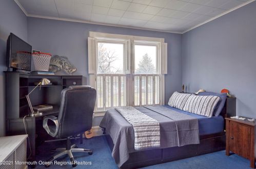 36 Little Silver Pt Rd, Little Silver NJ 07739-1732 exterior