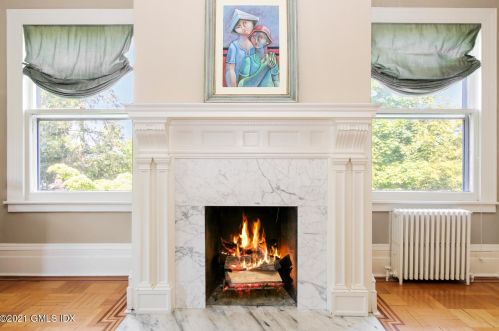 1 North St, Greenwich CT 06831-2701 exterior