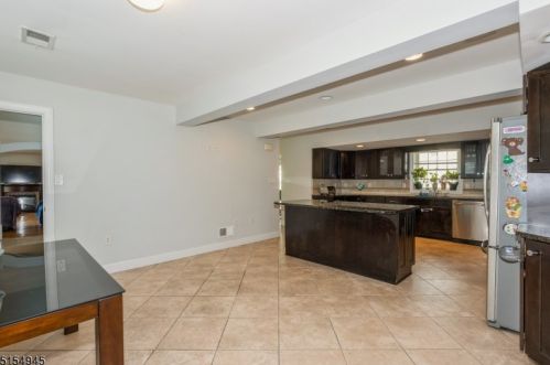 50 Diven St, Springfield NJ 07081-2814 exterior