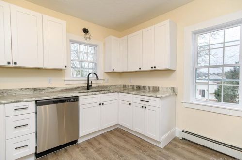 15 Palmer St, Killingly CT 06239-2729 exterior