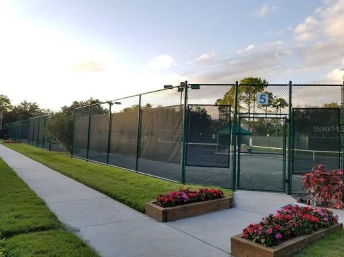 10144 Arbor Run Dr, Tampa FL 33647-3566 exterior