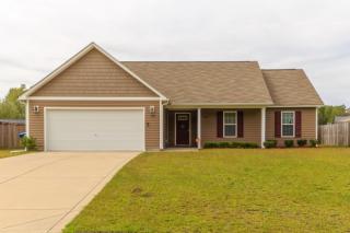 328 Broad Dr, Raeford, NC 28376-7359
