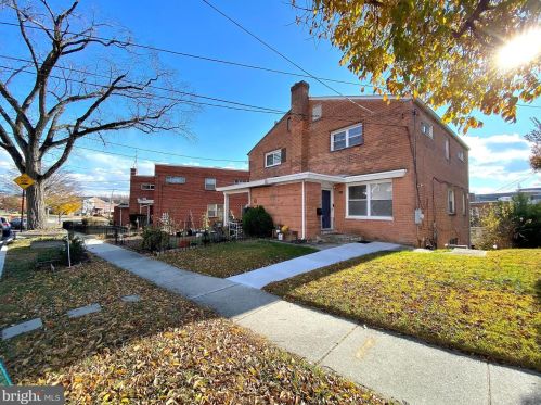 559 Ingraham St, Washington DC  20011-7703 exterior