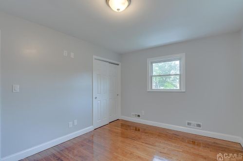 6 Kim Ct, Old Bridge NJ 08857-3405 exterior