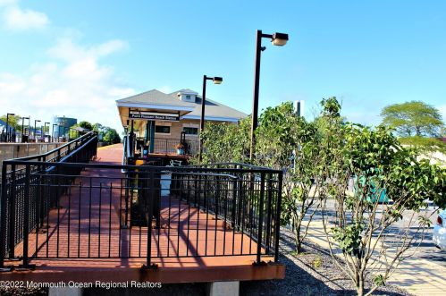 309 Hawthorne Ave, Point Pleasant Beach NJ 08742-2540 exterior