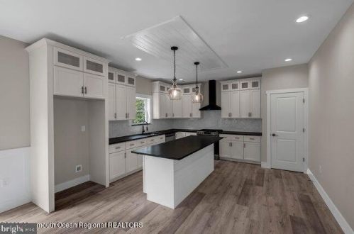 431 Virginia Ave, Berkeley Township NJ 08721-2811 exterior