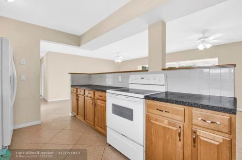 1120 13 St, Boca Raton FL 33486-5307 exterior