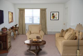 69 Belaire Ct, Matawan NJ  07747-1120 exterior