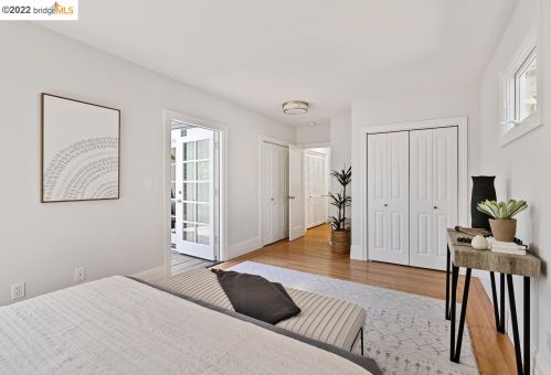 1614 Capistrano Ave, Berkeley CA 94707-1803 exterior