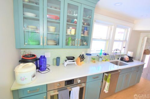 235 Lincoln Ave, New Brunswick NJ 08904-1827 exterior