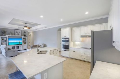 10153 Biscayne Bay Ln, Naples FL 34120-3732 exterior