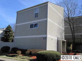 1615 Merry Oaks Rd, Charlotte, NC 28205-3863