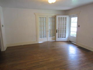 1060 Jefferson Ave, Springfield MO  65807-1658 exterior