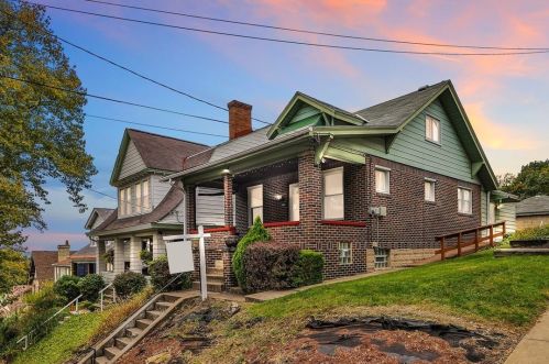 1104 Pemberton St, Pittsburgh, PA 15212-1948