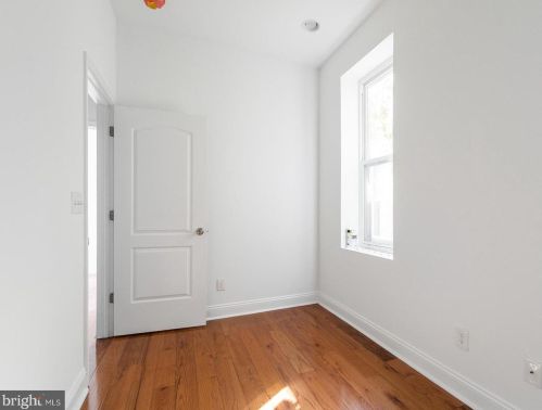 1765 29 St, Philadelphia PA 19145-2402 exterior