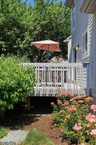 3408 Park Pl, Springfield NJ  07081-3500 exterior