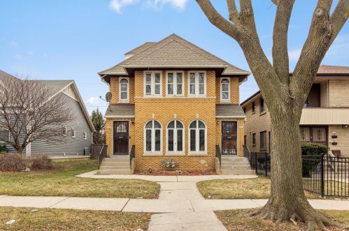 3255 45th St, Milwaukee WI  53219-4816 exterior