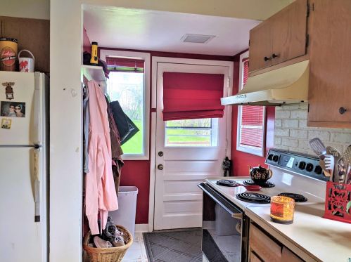 4431 Jay St, Duluth MN 55804-1549 exterior