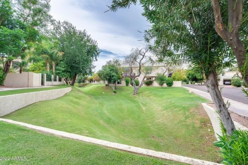 8626 51st St, Phoenix AZ  85044-5715 exterior