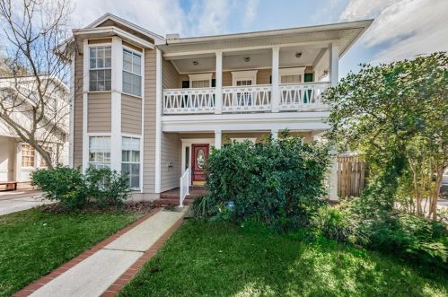 3210 Barcelona St, Tampa, FL 33629-7102