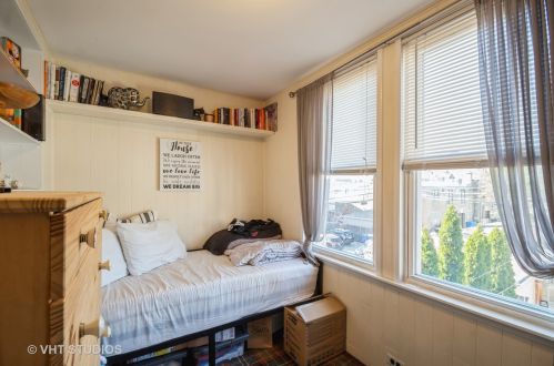 2340 Cullom Ave, Chicago IL 60634-1620 exterior