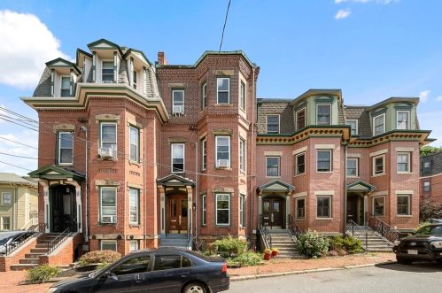 91 Fort Ave, Boston MA exterior