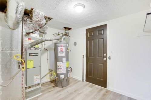 5410 Forest Downs Cir, Atlanta GA  30349-2488 exterior