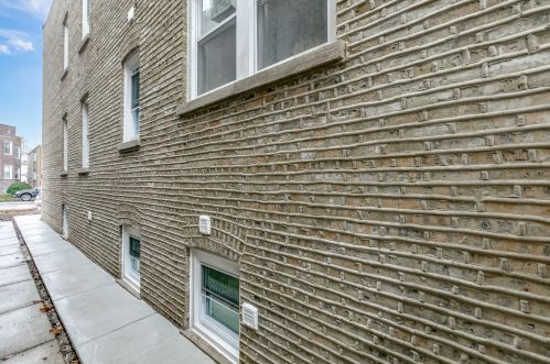 5410 Kimball Ave, Chicago IL  60625-4620 exterior
